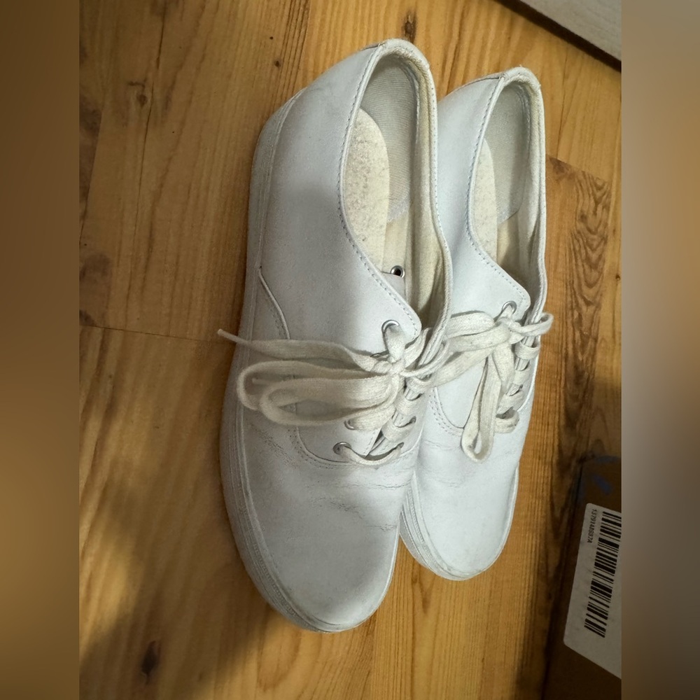 Women’s white leather keds